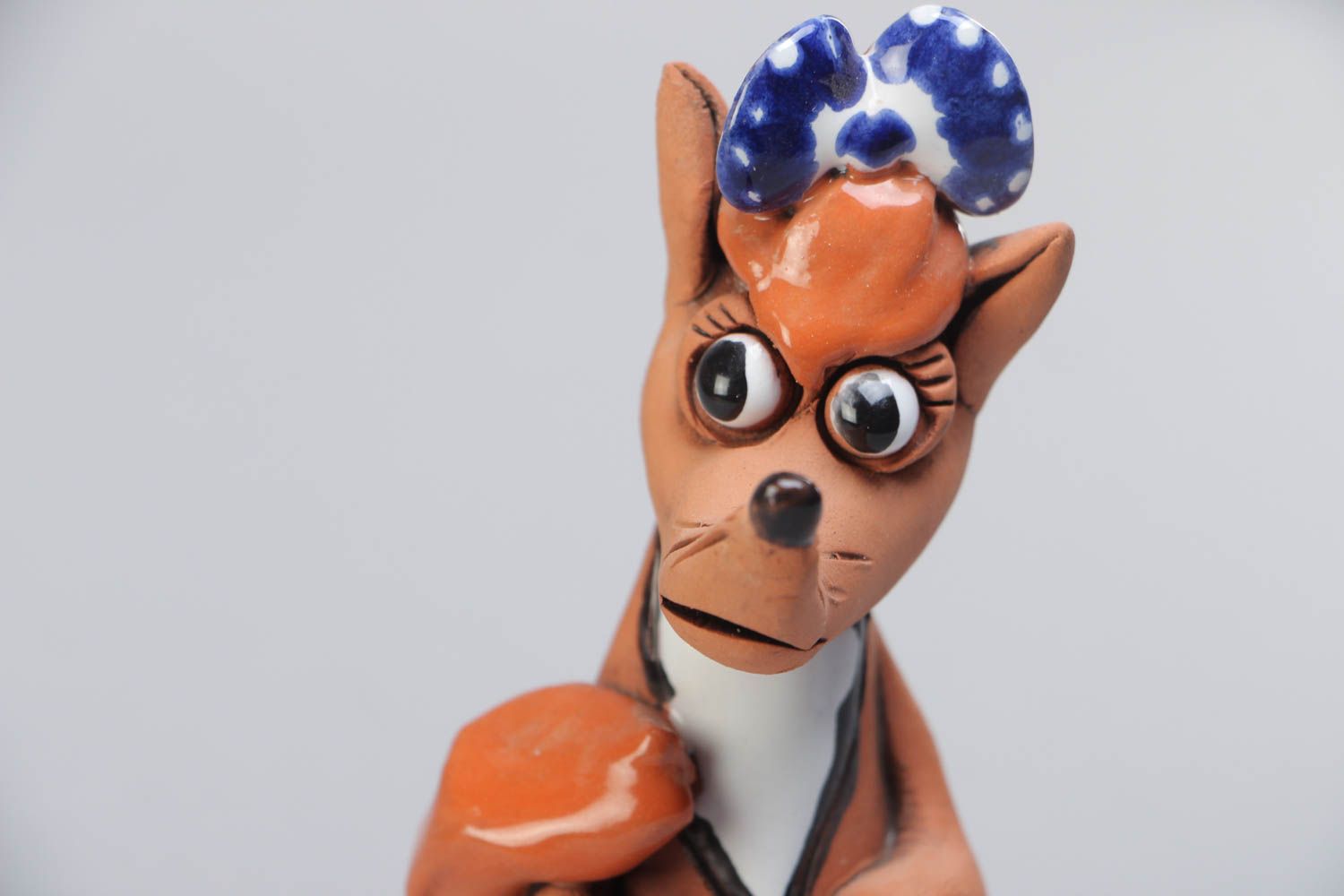 Handmade collectible miniature ceramic figurine of fox painted with acrylics photo 3