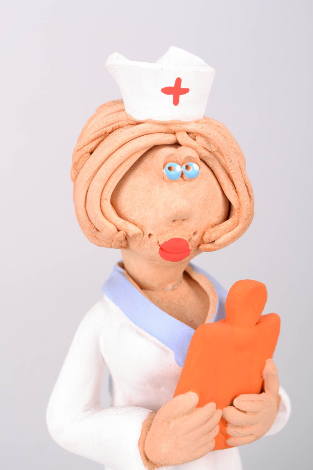 Keramik Statuette Krankenschwester foto 4
