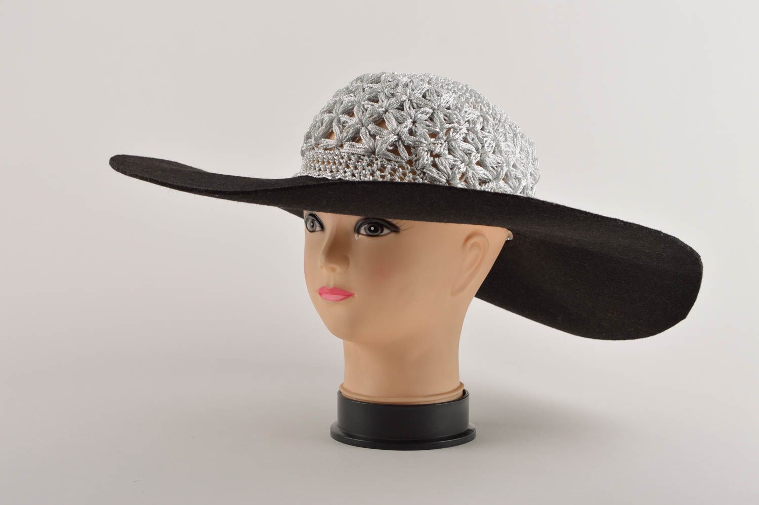 Handmade gehäkelter Hut Kopfbedeckung Damen Designer Hut für Sommer ausgefallen foto 2