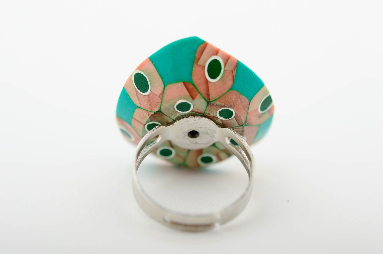 Перстень ручной работы кольцо из карандашей зеленое большое стильное кольцо фото 5