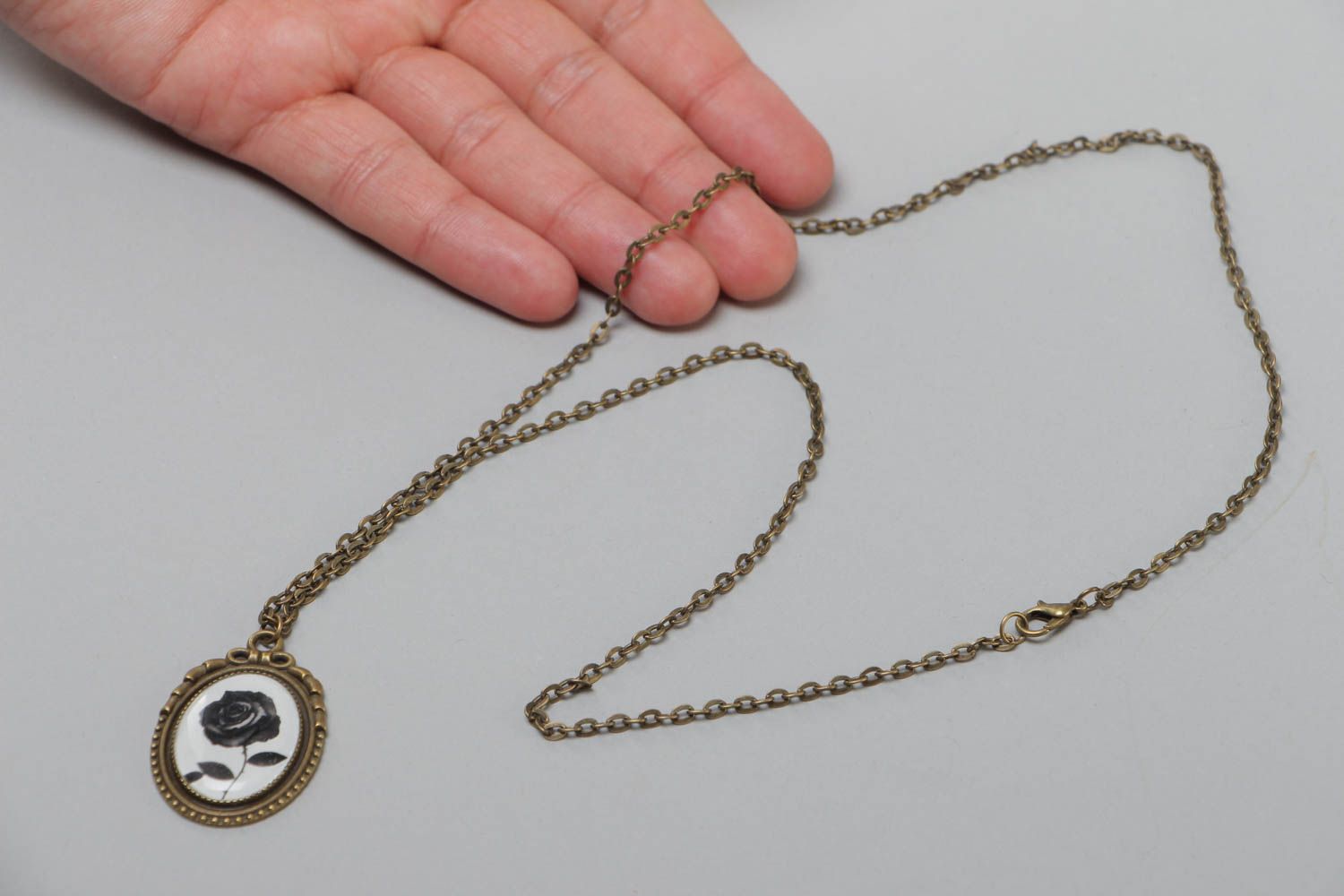 Handmade vintage glass glaze neck pendant with long chain 610 mm photo 5