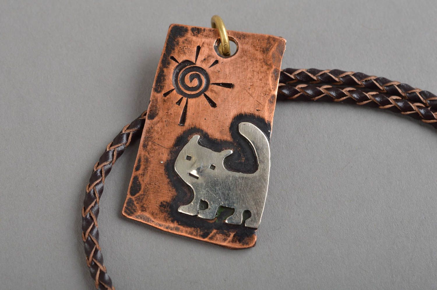 Handmade rectangular pendant made of brass and stainless steel cat for girls photo 3