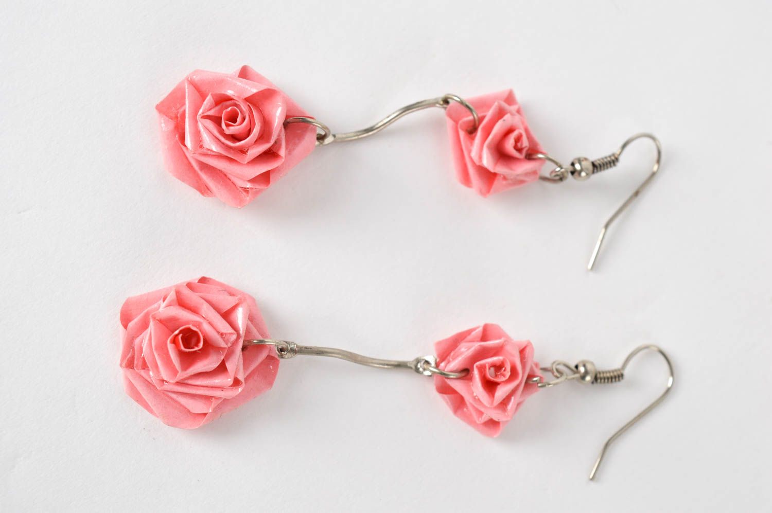 Boucles d'oreilles pendantes Bijou fait main fleurs roses en papier Cadeau femme photo 3