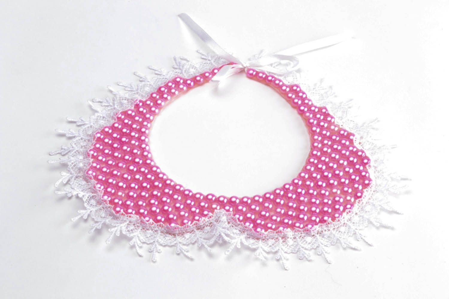 Pink beaded collar photo 4
