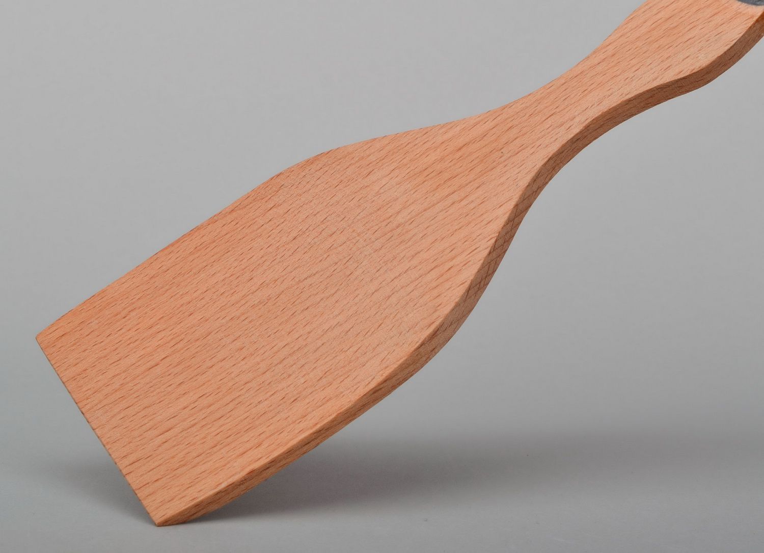 Wooden table spatula photo 1