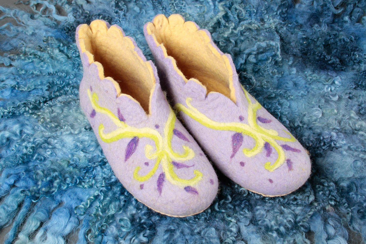 Handmade felted lilac slippers home woolen slippers warm stylish present photo 1