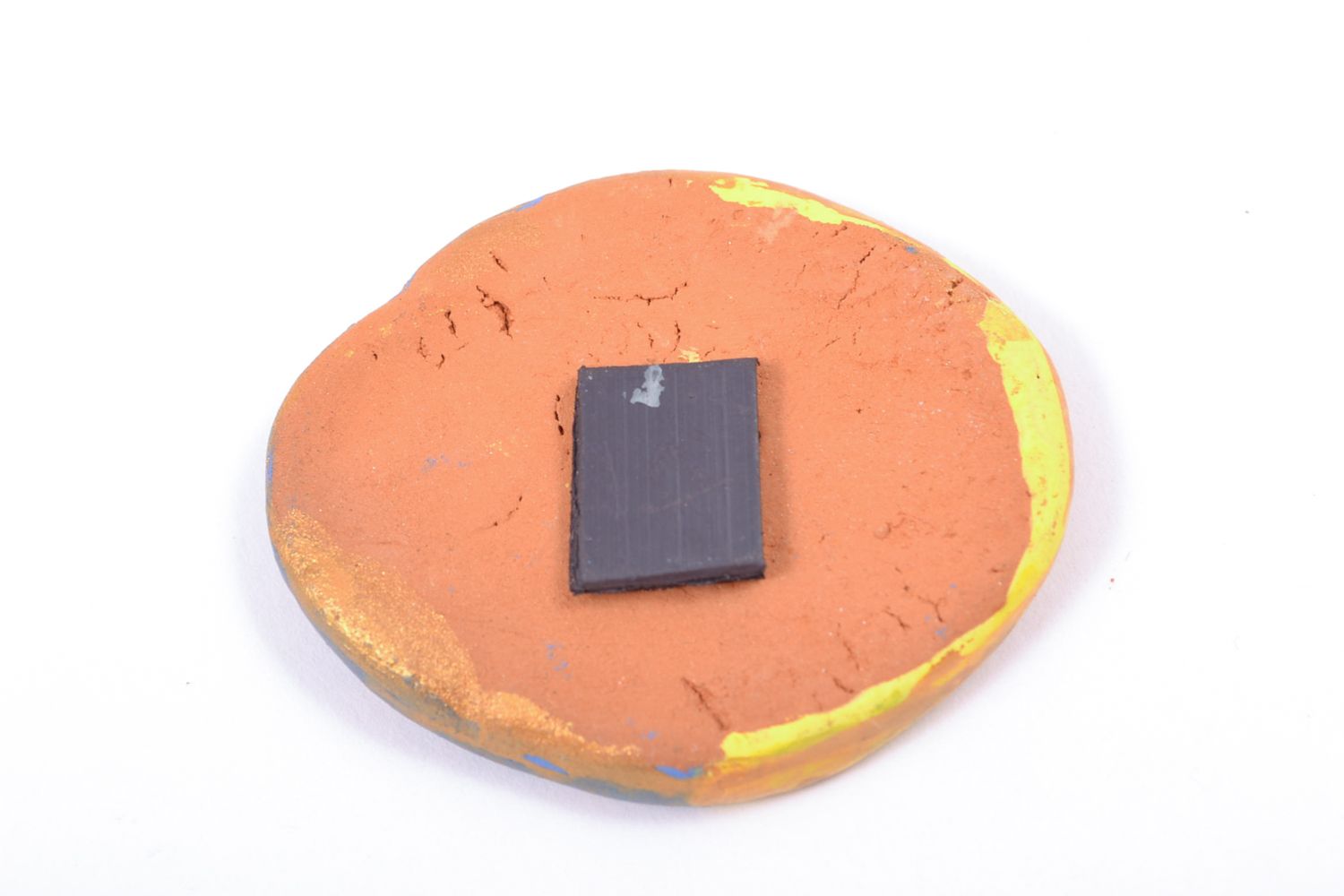 Petit magnet en céramique pour réfrigérateur ovale jaune et bleu fait main photo 3