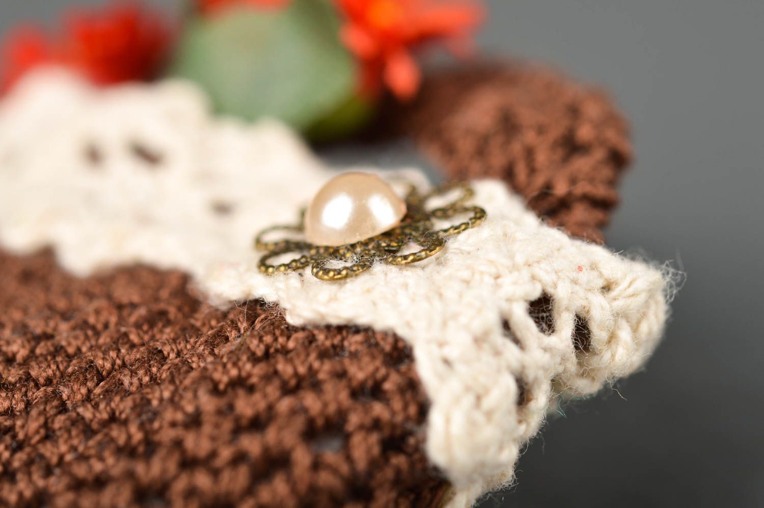 Broche tejido a ganchillo artesanal accesorio para ropa bisutería de mujer  foto 4