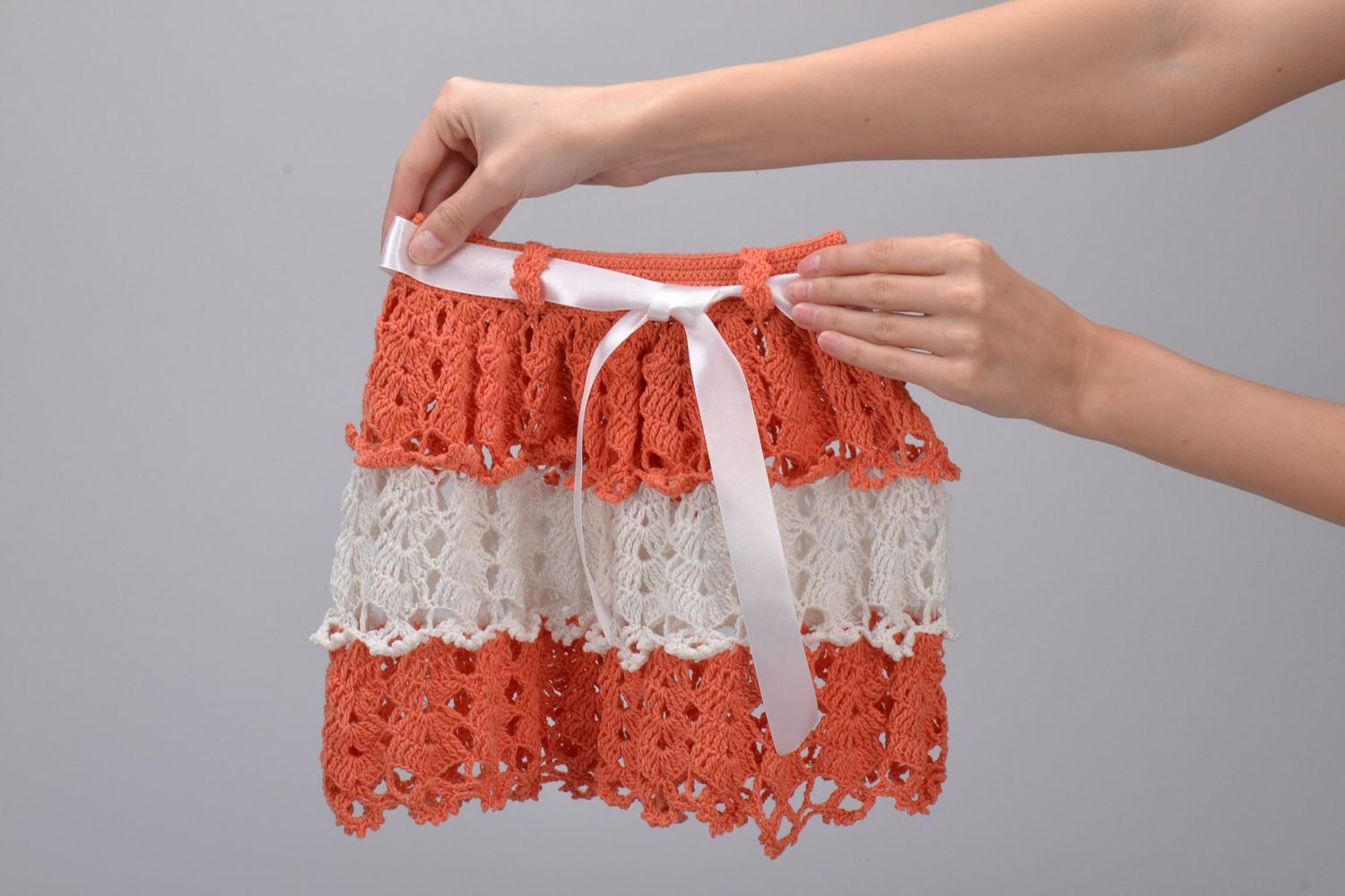 Crochet skirt for a child photo 4