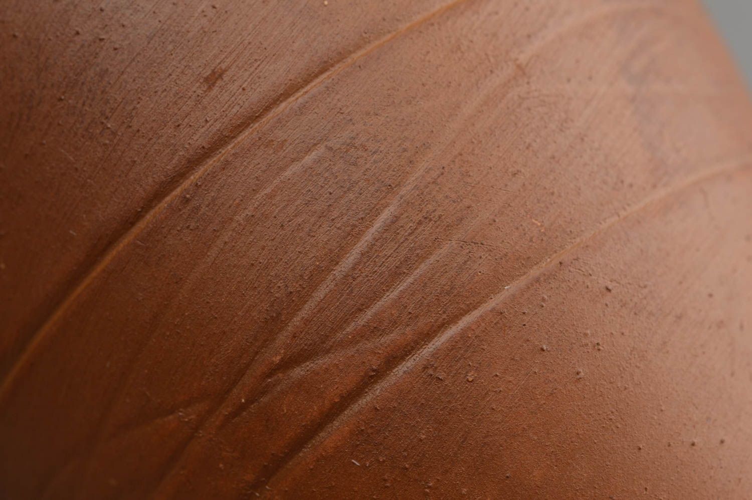 Gobelet en terre cuite marron avec ornements fait main design style ethnique photo 5