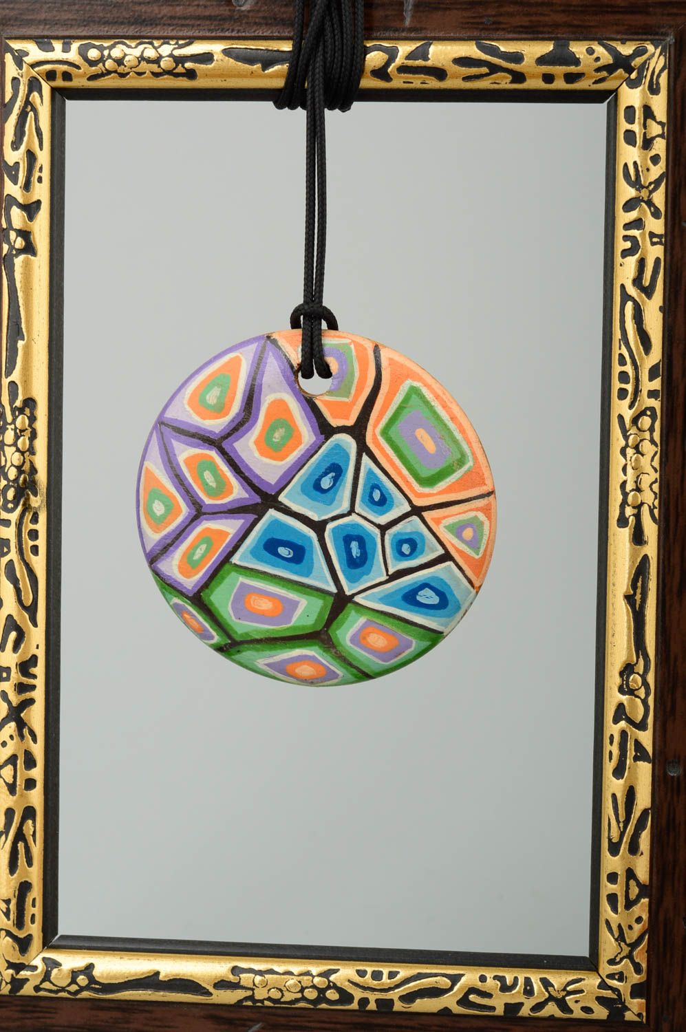 Handmade round pendant wooden stylish pendant cute accessory for girls photo 1