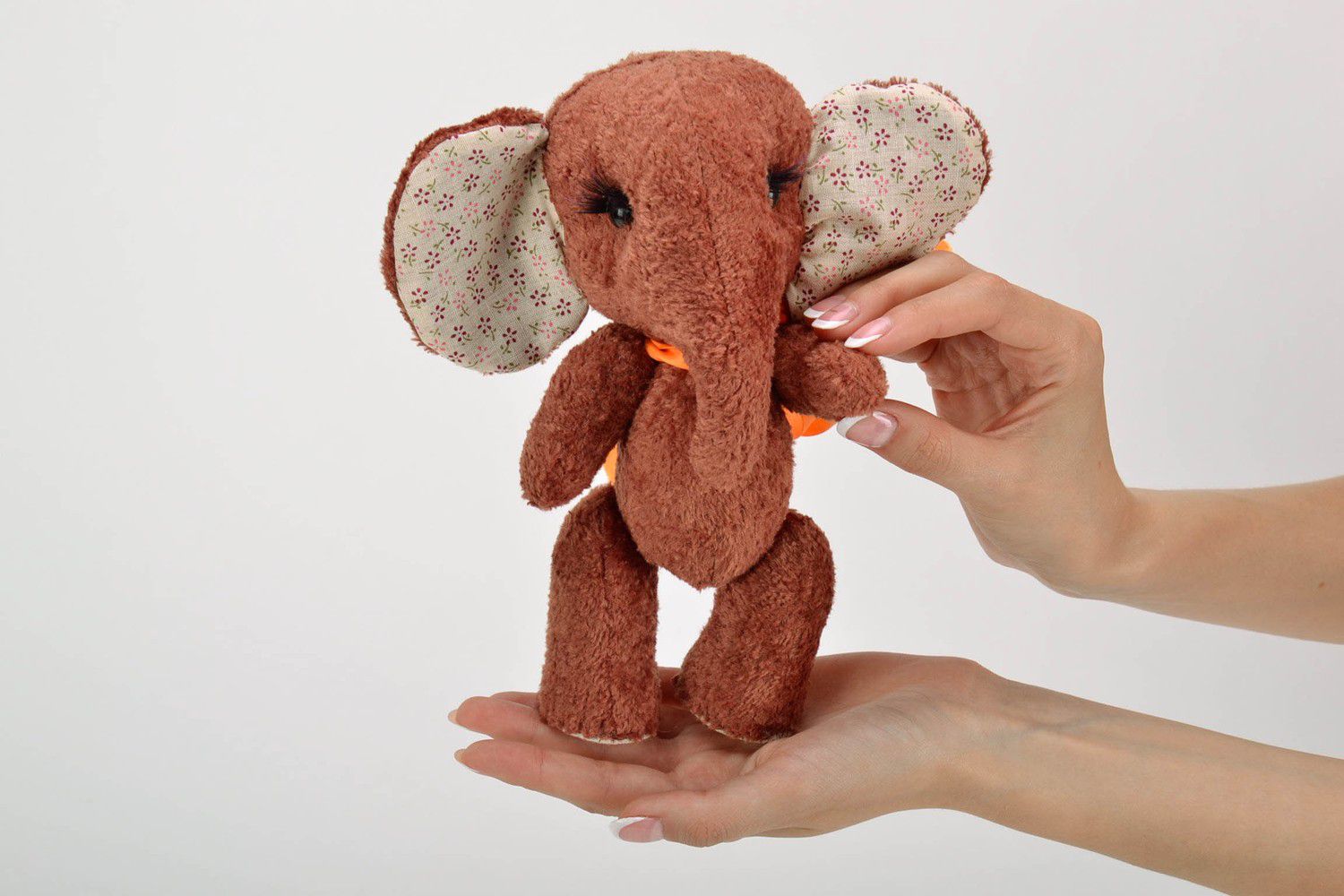 Мягкая игрушка Шоколадный слон фото 5