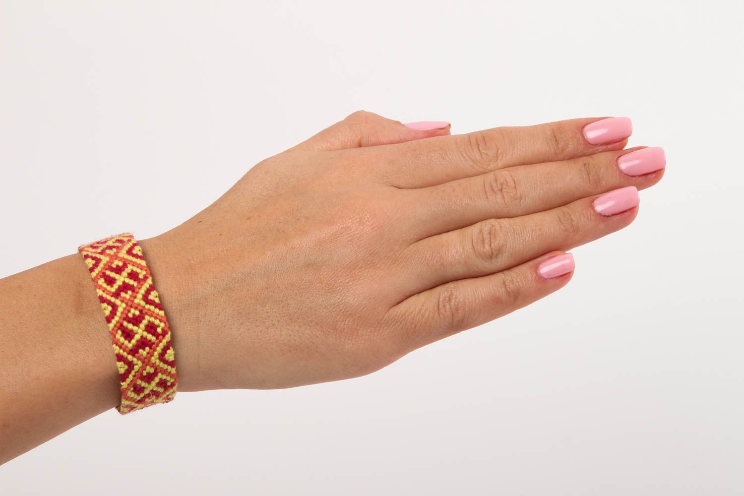 Pulsera de hilos trenzada a mano pulsera artesanal accesorio para mujer de moda foto 5