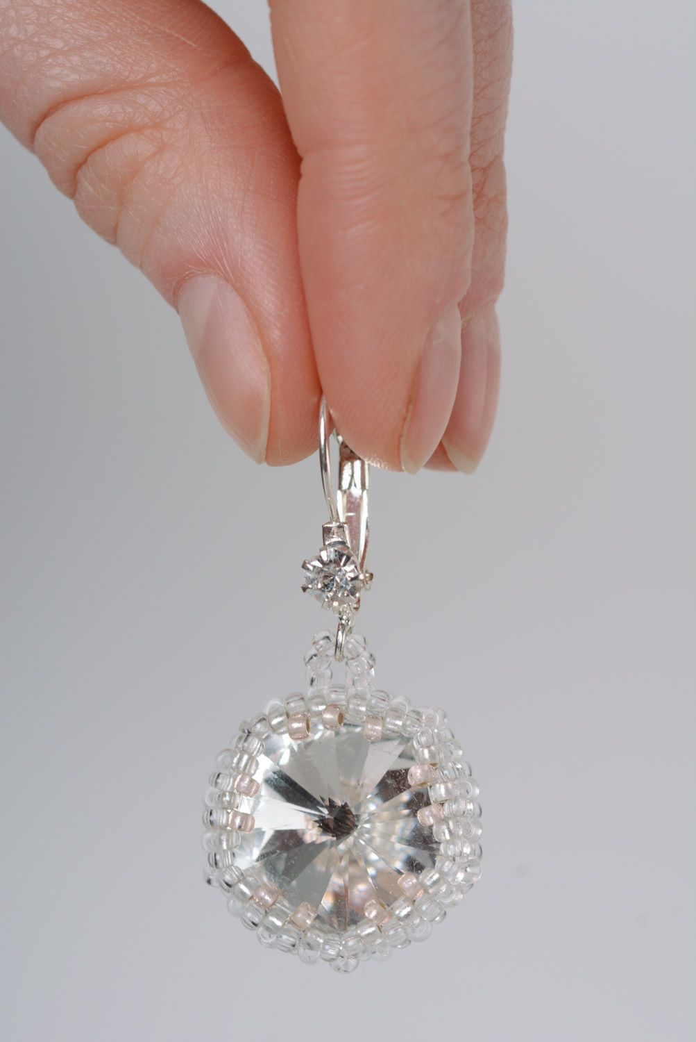 Handgemachte Cabochon Ohrringe aus Glasperlen schön künstlerisch stilvoll  foto 2