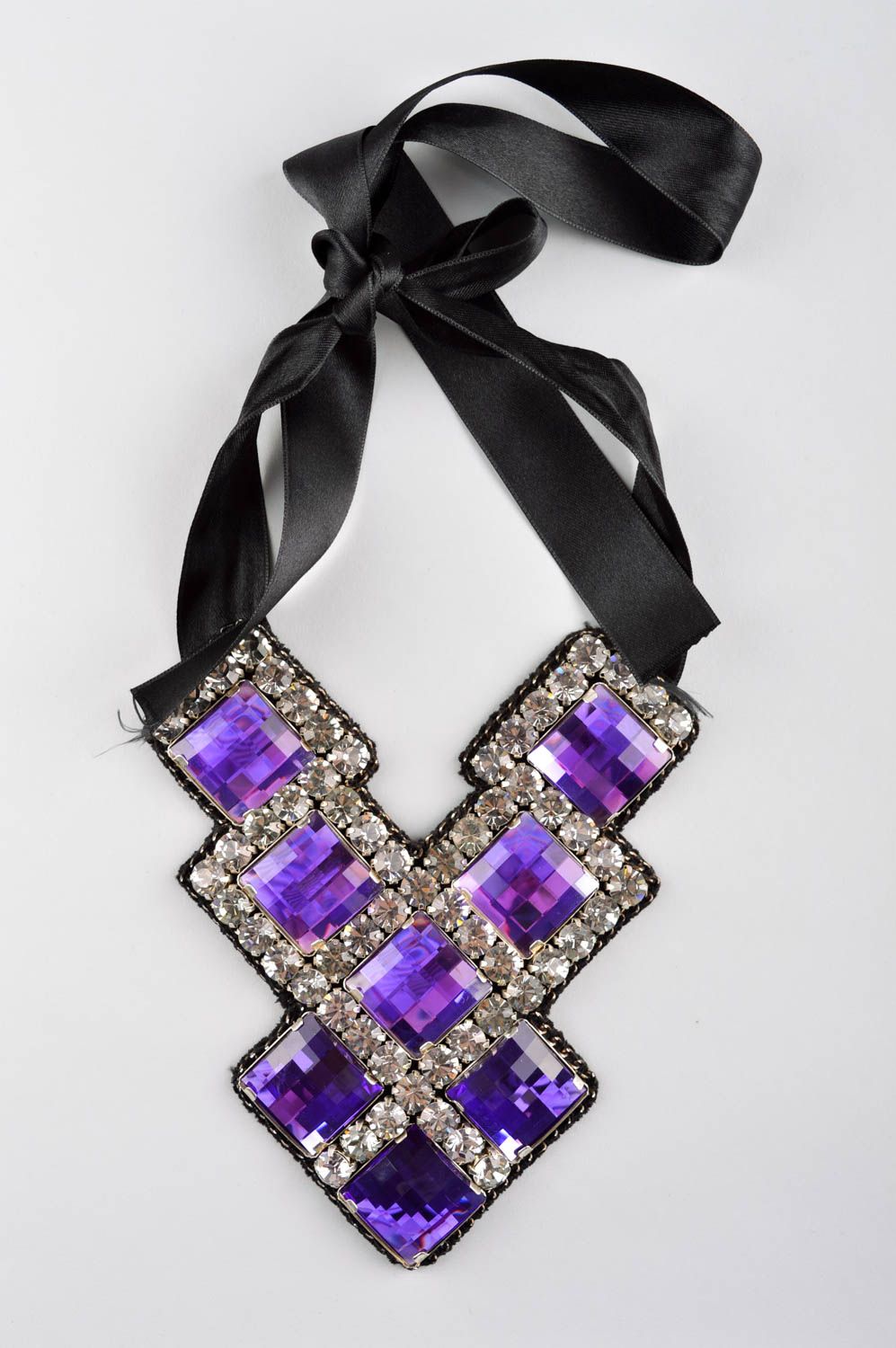 Collier fait main en tissu Bijoux originaux avec cristal Accessoire pour femme photo 2