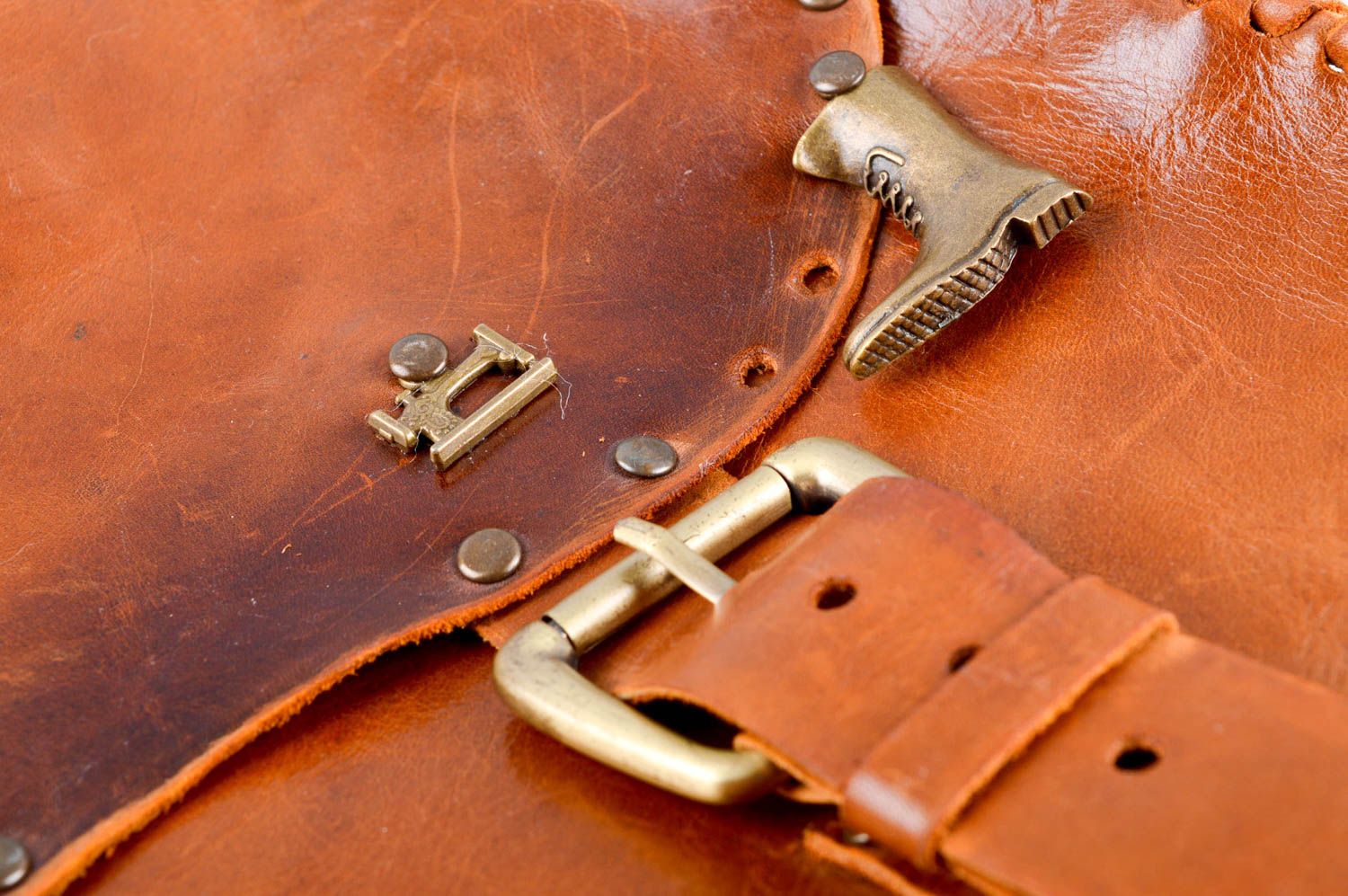 Сумка ручной работы сумка через плечо кожаная сумка светло коричневая красивая фото 4