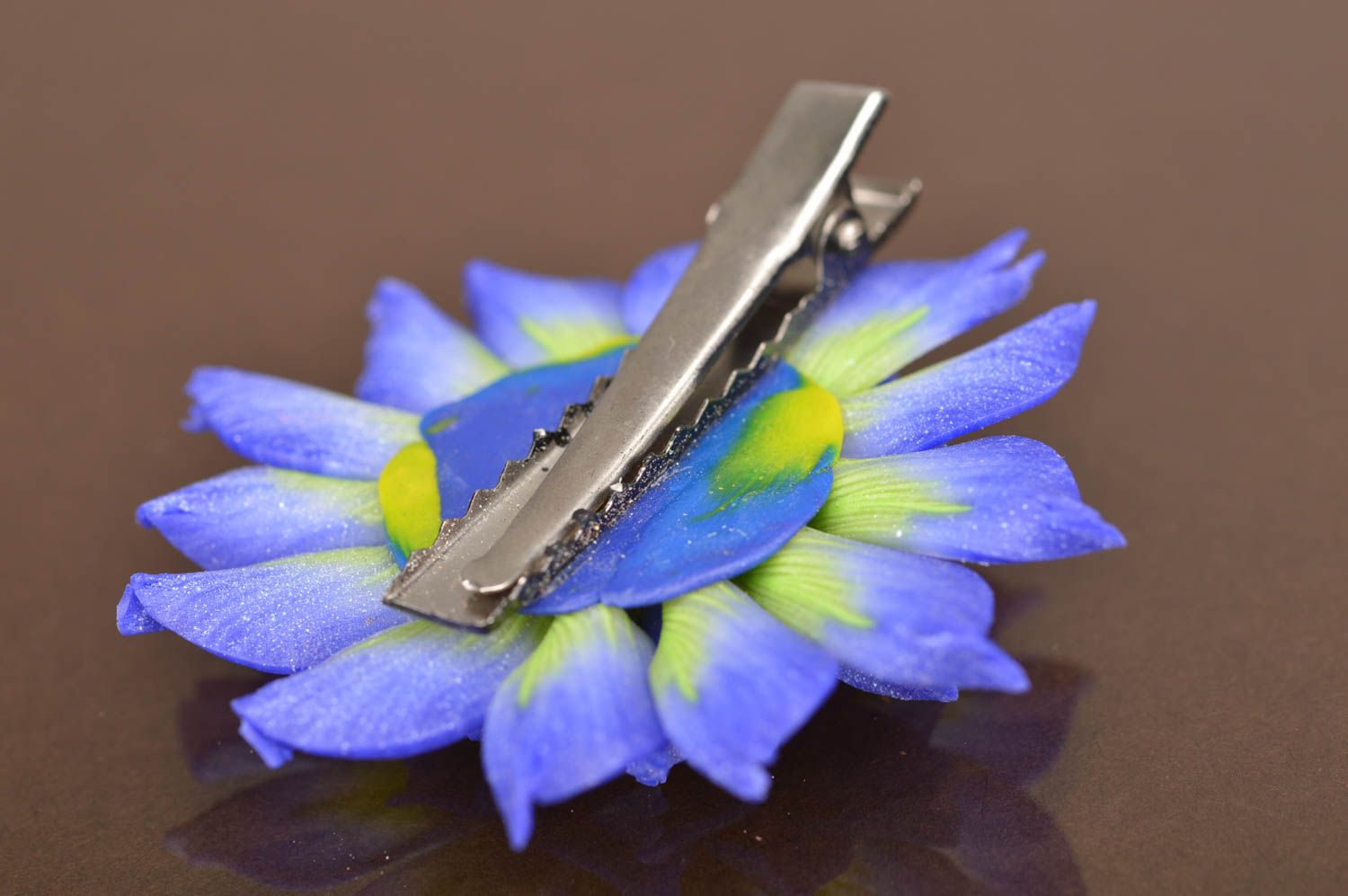 Barrette à cheveux insolite faite main en pâte polymère bleue Chrysanthème photo 4