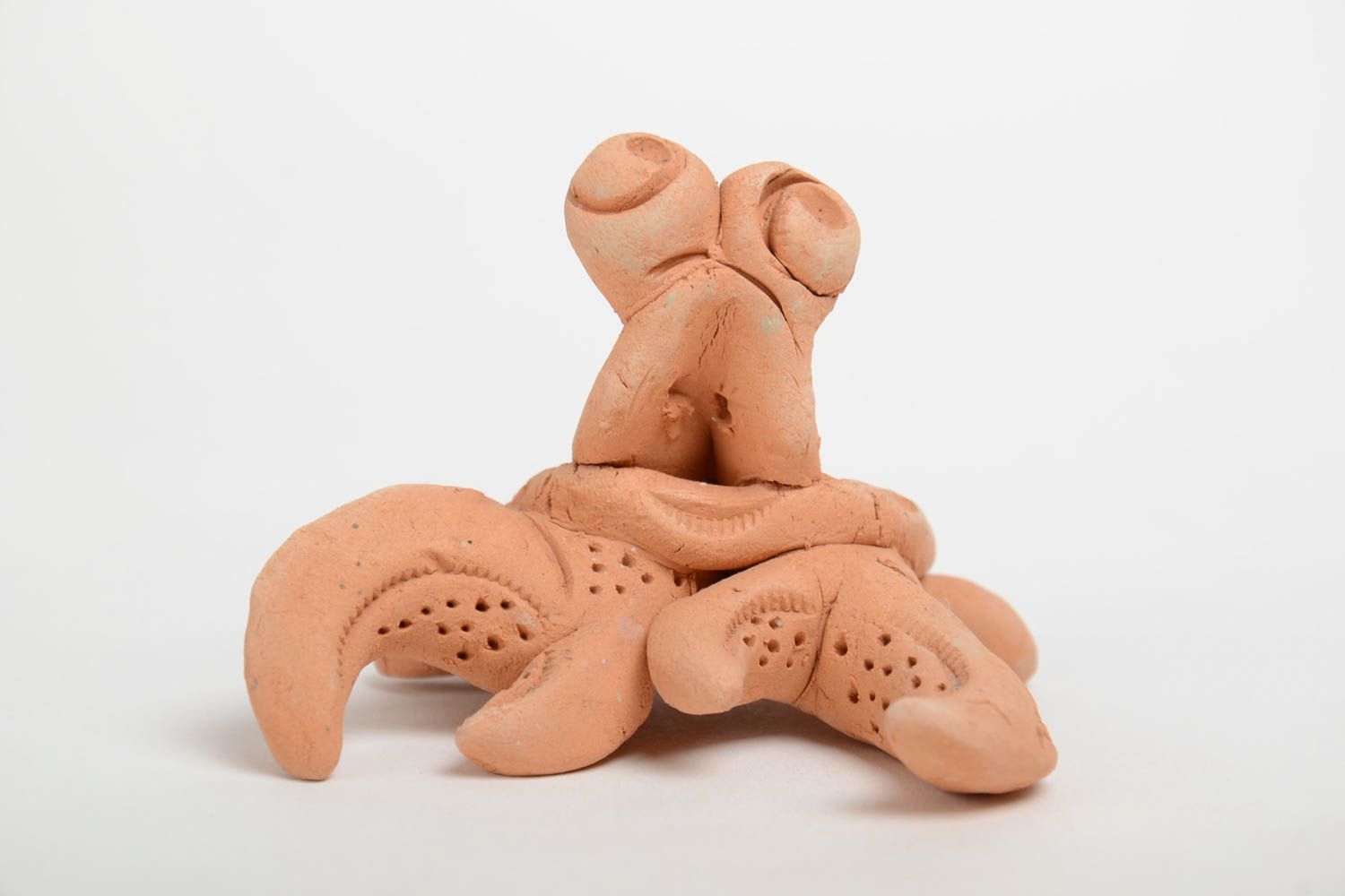 Figurine en céramique brune faite main en forme de crabe pour décorer maison photo 2