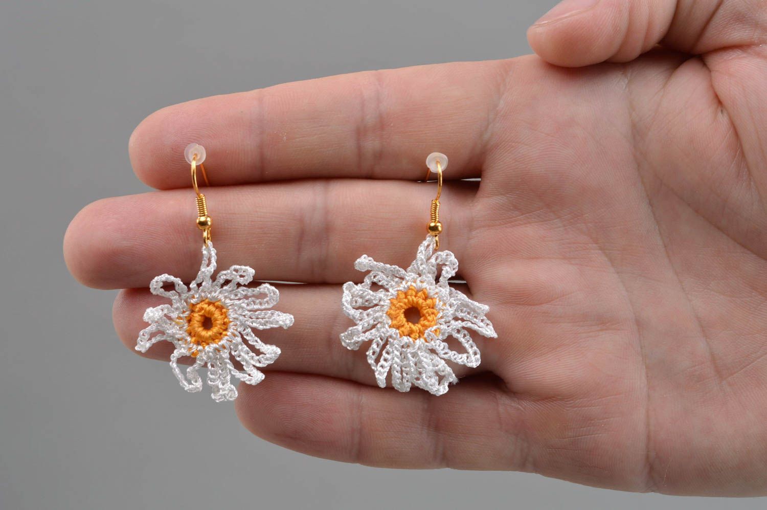 White textile earrings in the form of daisies beautiful handmade accessory photo 4