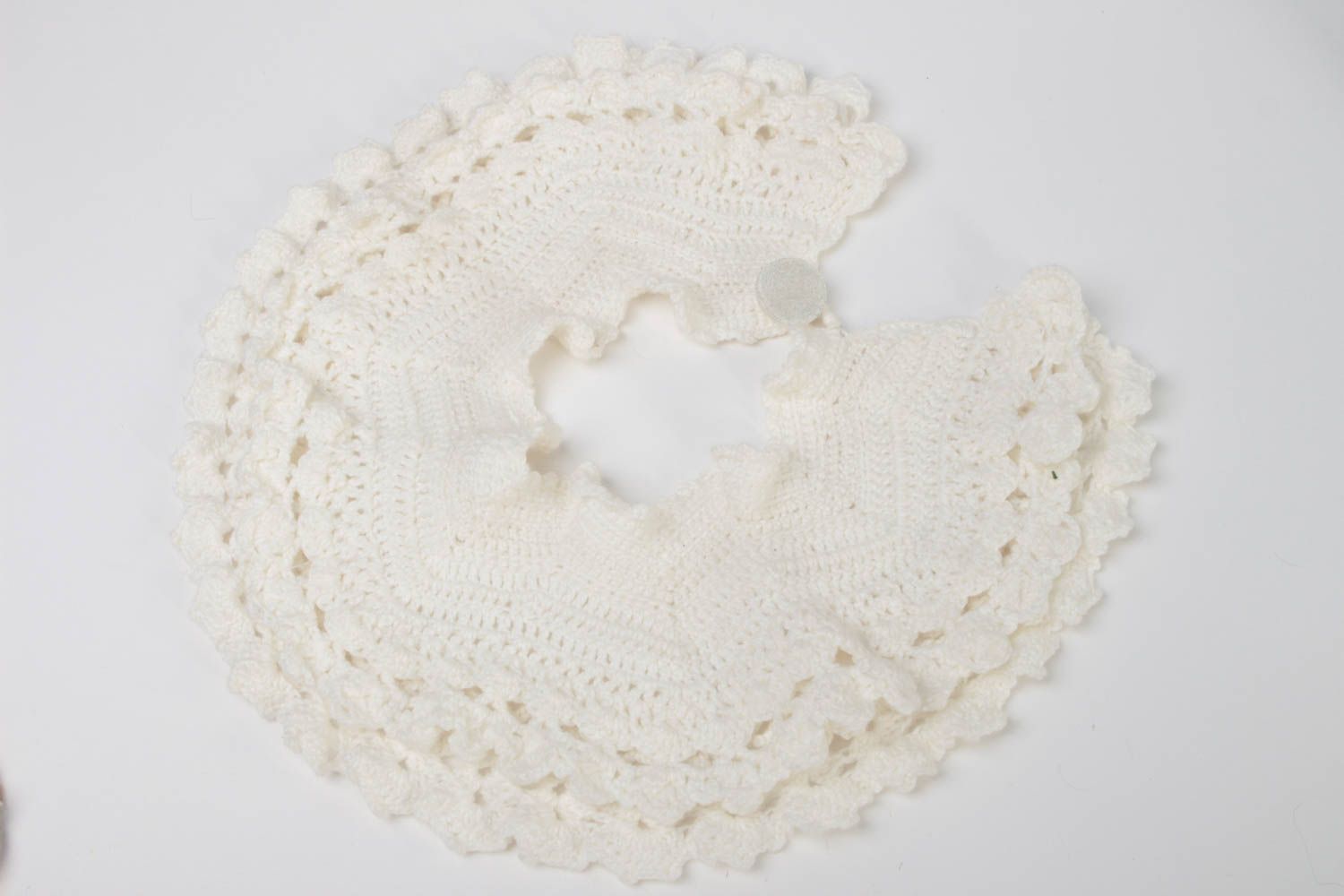 Faux col blanc fait main Col amovible tricoté au crochet Vêtement femme photo 1