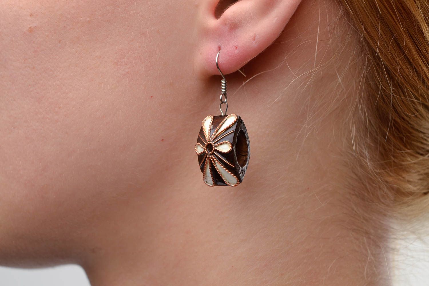 Boucles d'oreilles pendantes Bijou fait main Cadeau pour femme ornementées photo 1