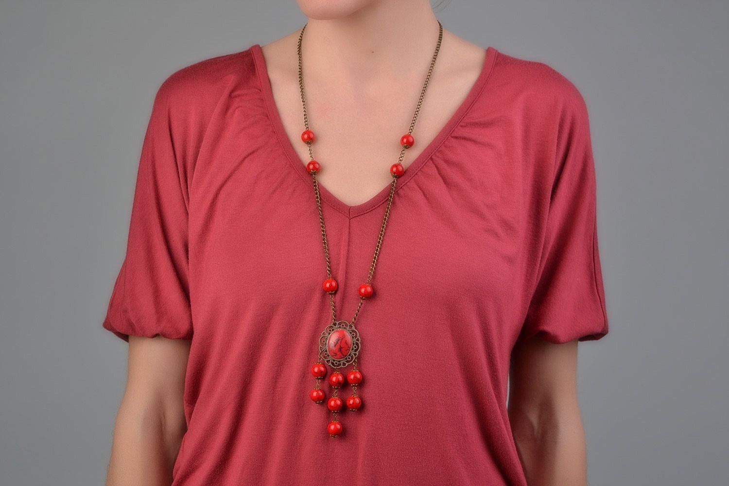 Handmade long red necklace with howlite and polymer clay cabochon on long chain photo 1