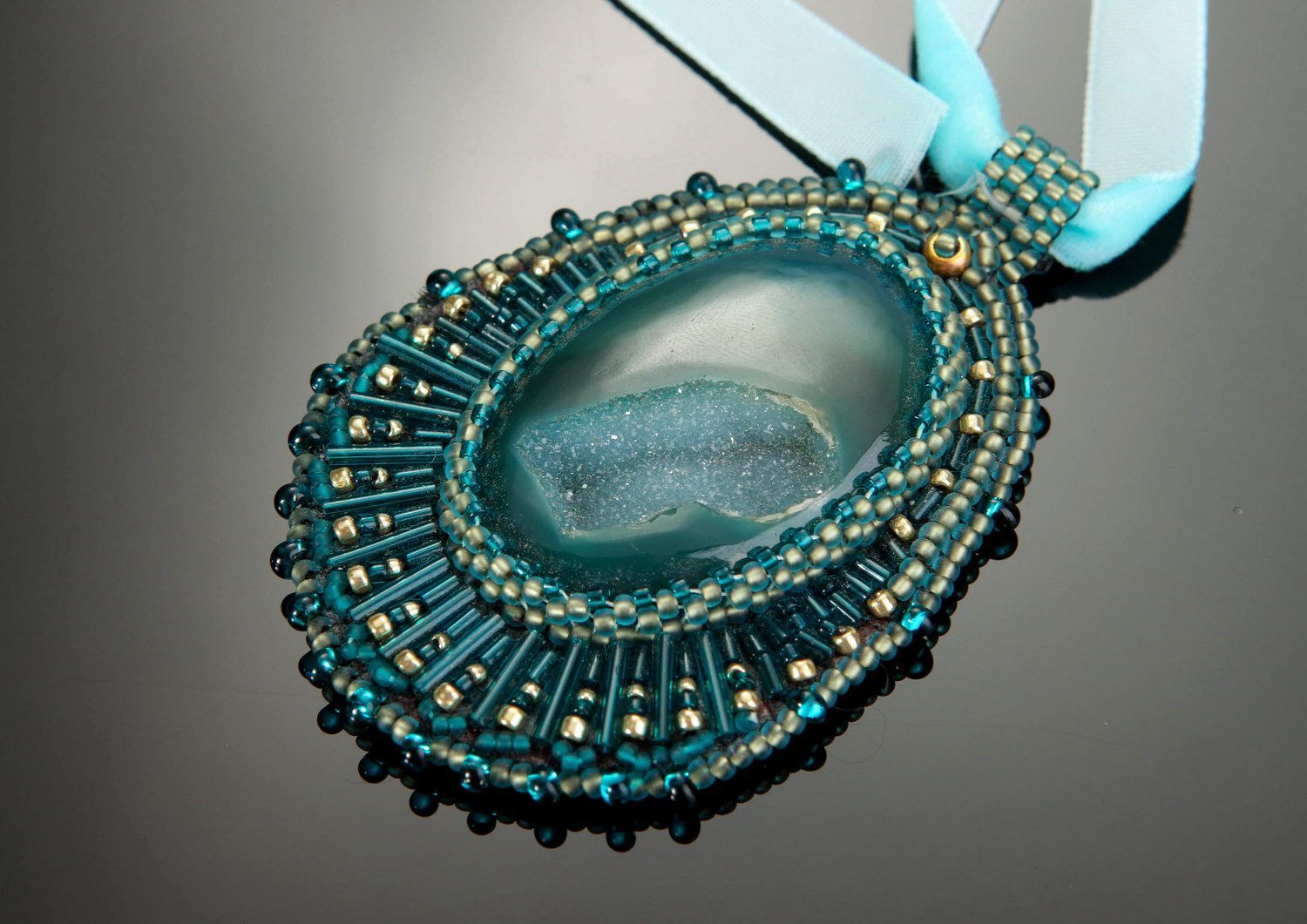 Pendant with stained agate photo 2