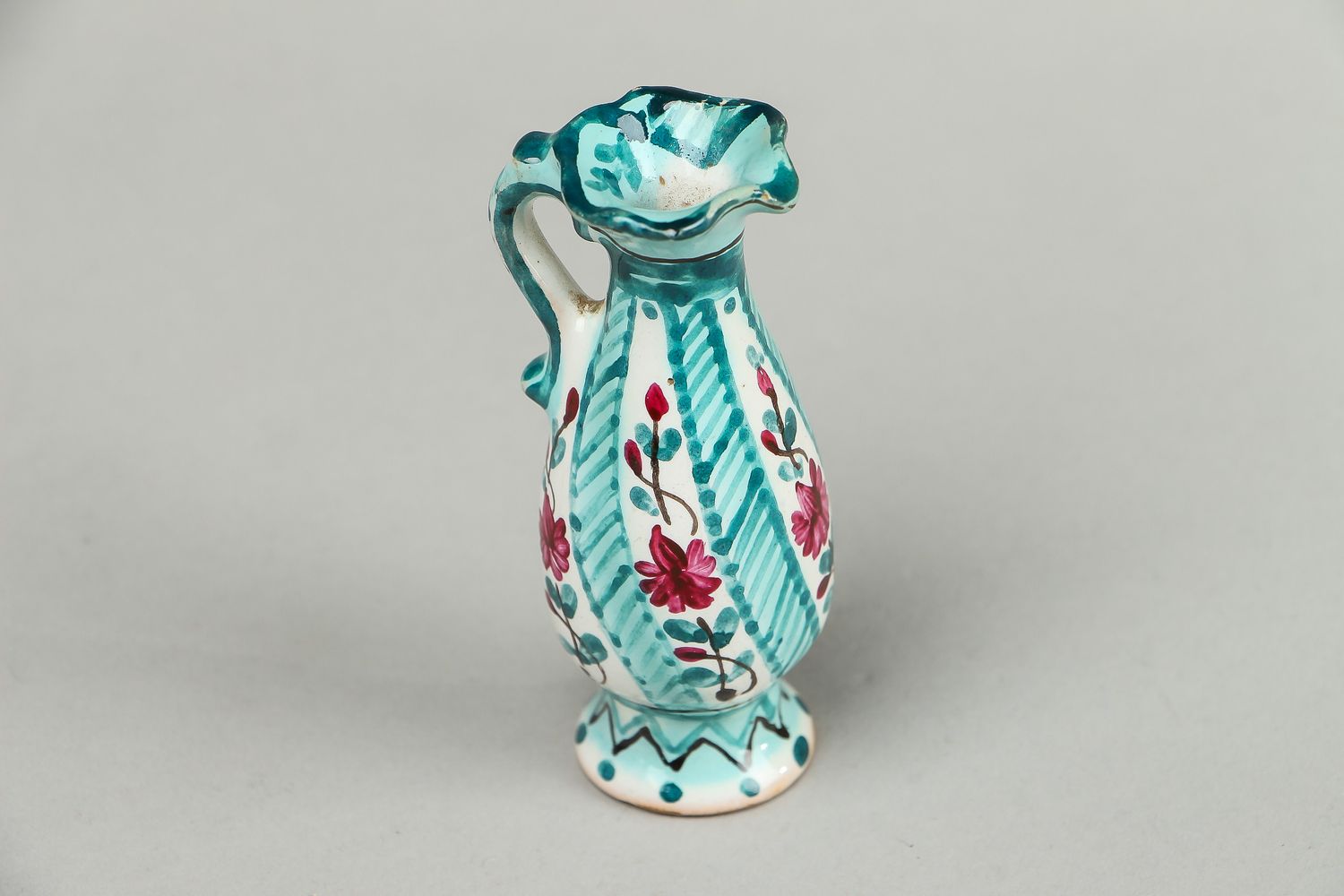 Little porcelain ceramic floral design vase 0,08 lb photo 2