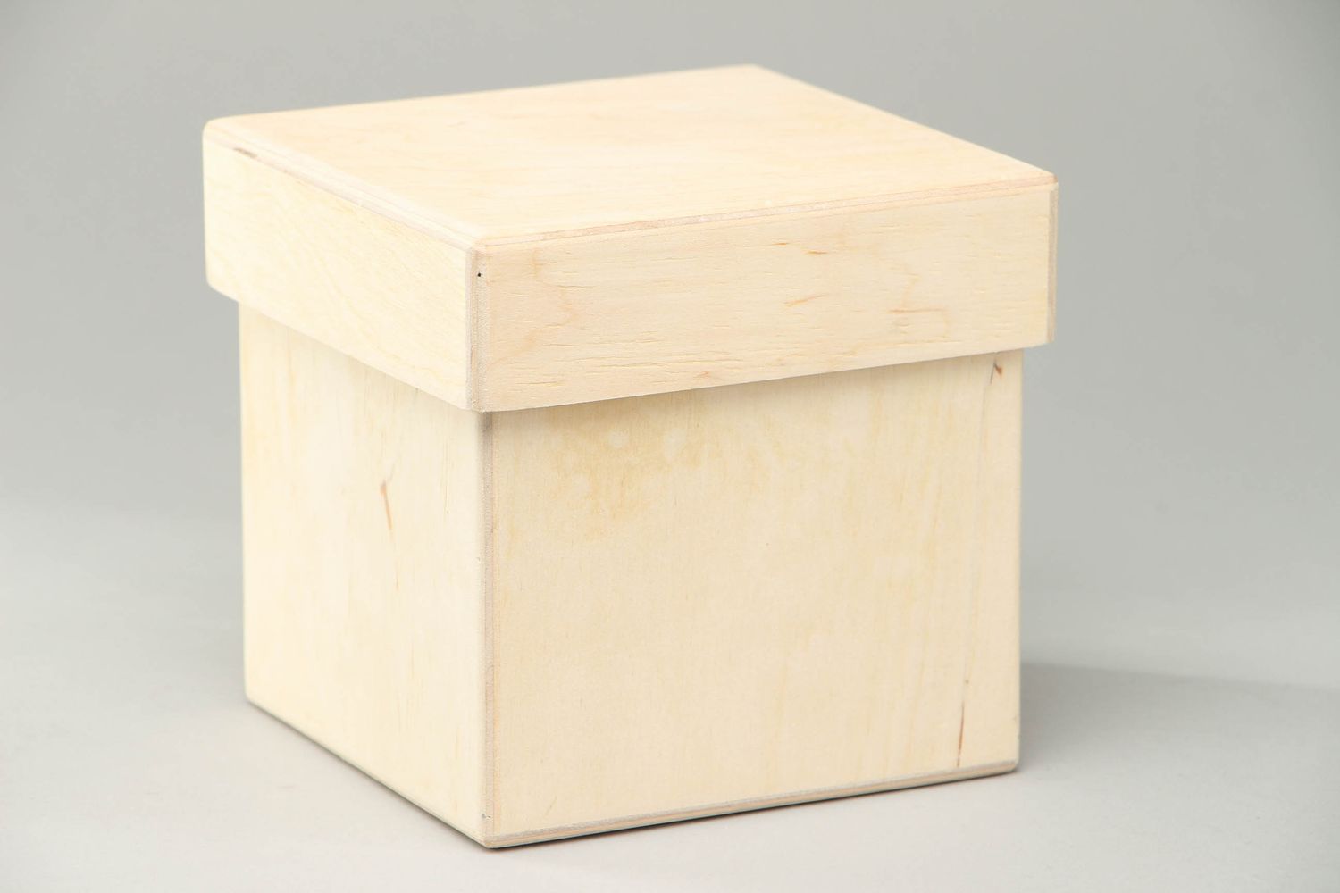 Boîte en bois faite main pour créativité photo 1