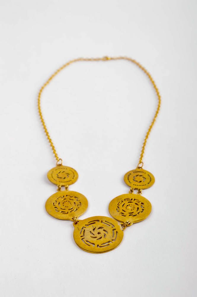 Beautiful handmade metal necklace stylish necklace design fashion trends photo 5