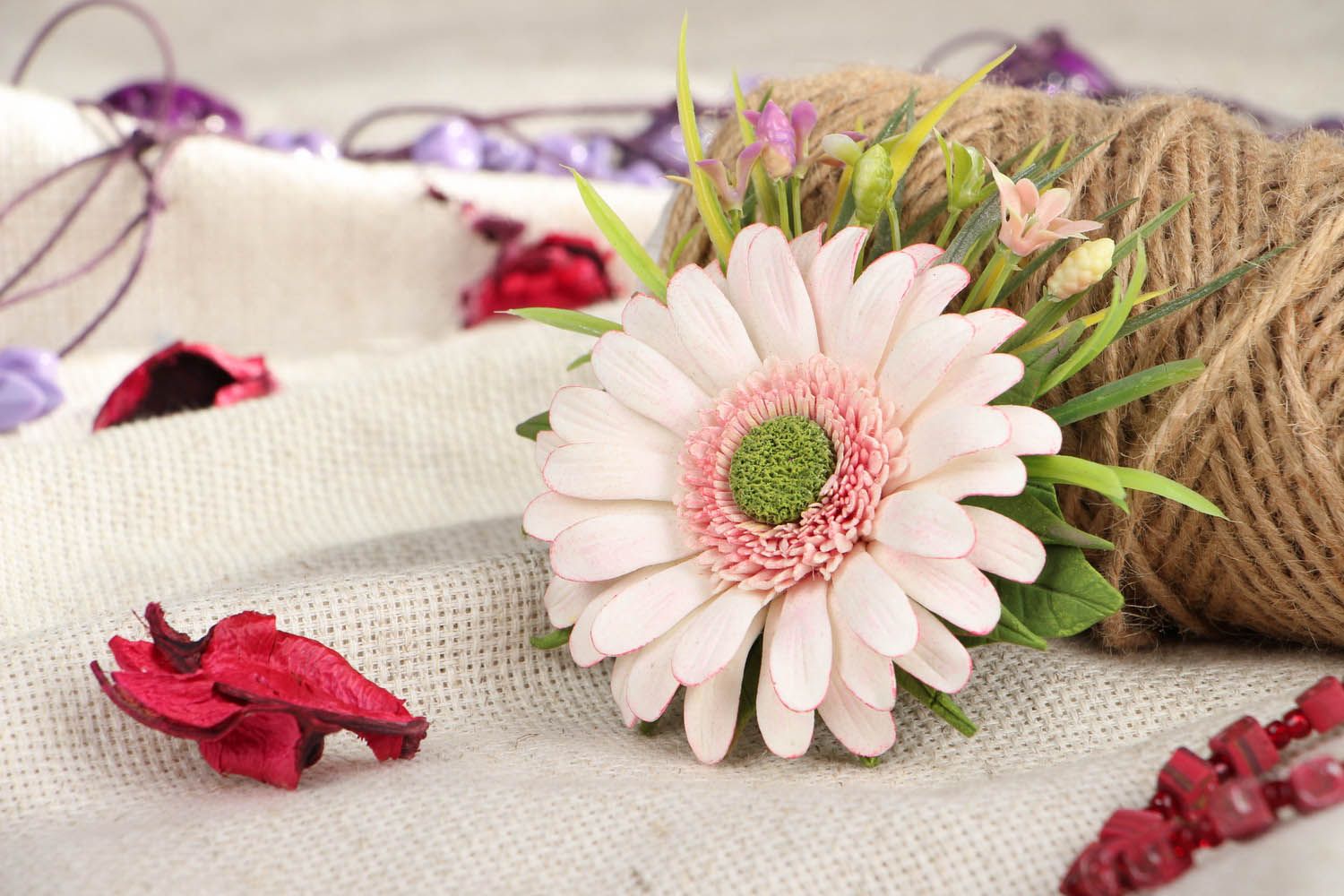 Handmade Haarklemme mit Blume Gerbera foto 4