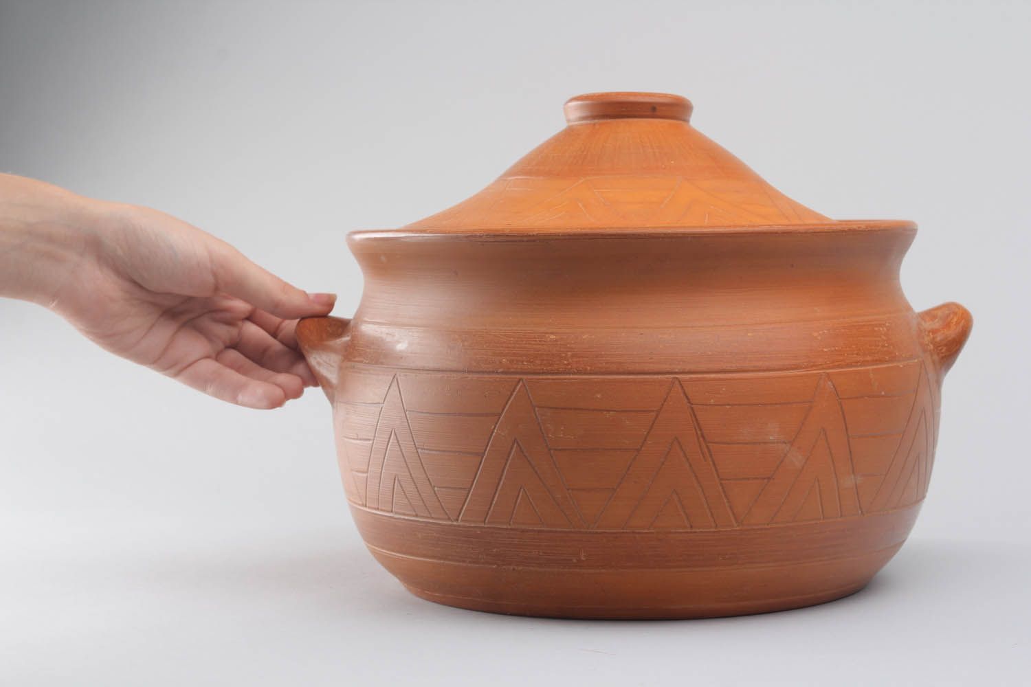 Grand pot en argile avec couvercle fait main photo 2
