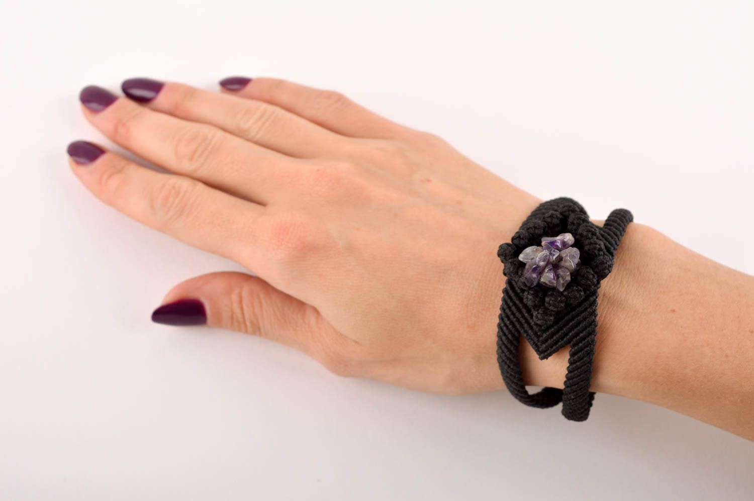 Handgefertigt Makramee Armband Geschenk für Frauen exklusiver Schmuck geflochten foto 5