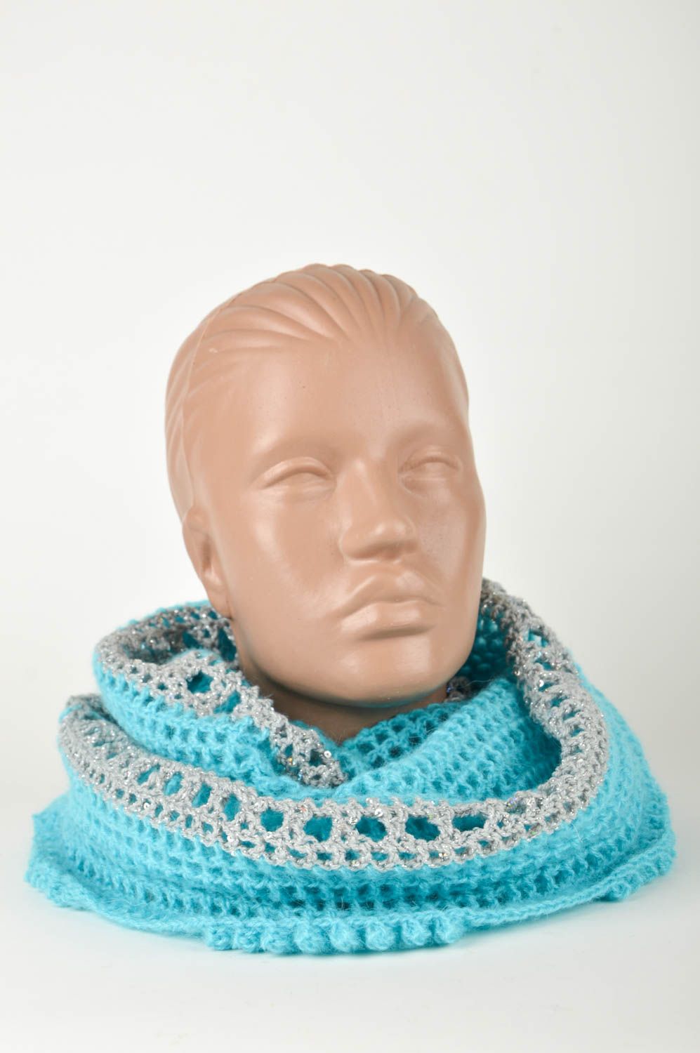 Snood tricot fait main Écharpe tube Accessoire femme bleu clair tricotée photo 1