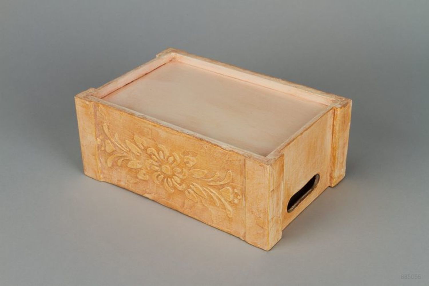 Wooden box decoupage photo 4
