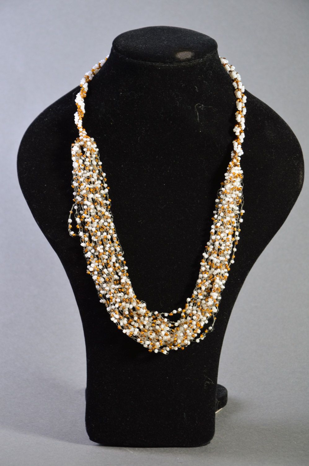 Bijou original collier en perles de rocaille tchèques blanc marron fait main photo 1