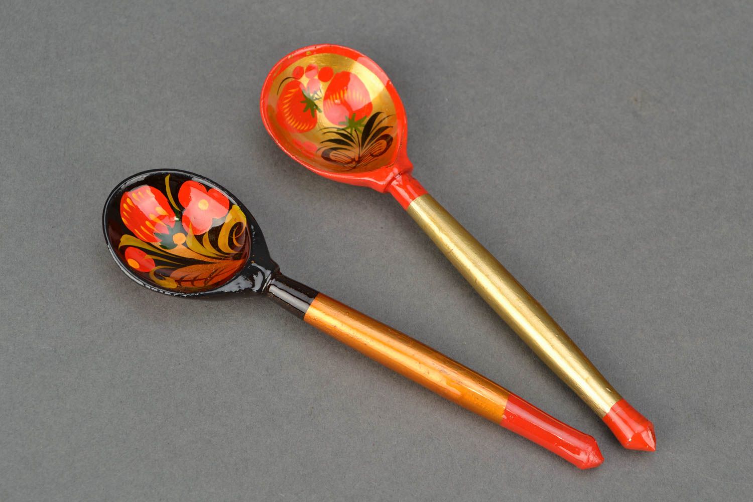Wooden teaspoon in Khokhloma style photo 1