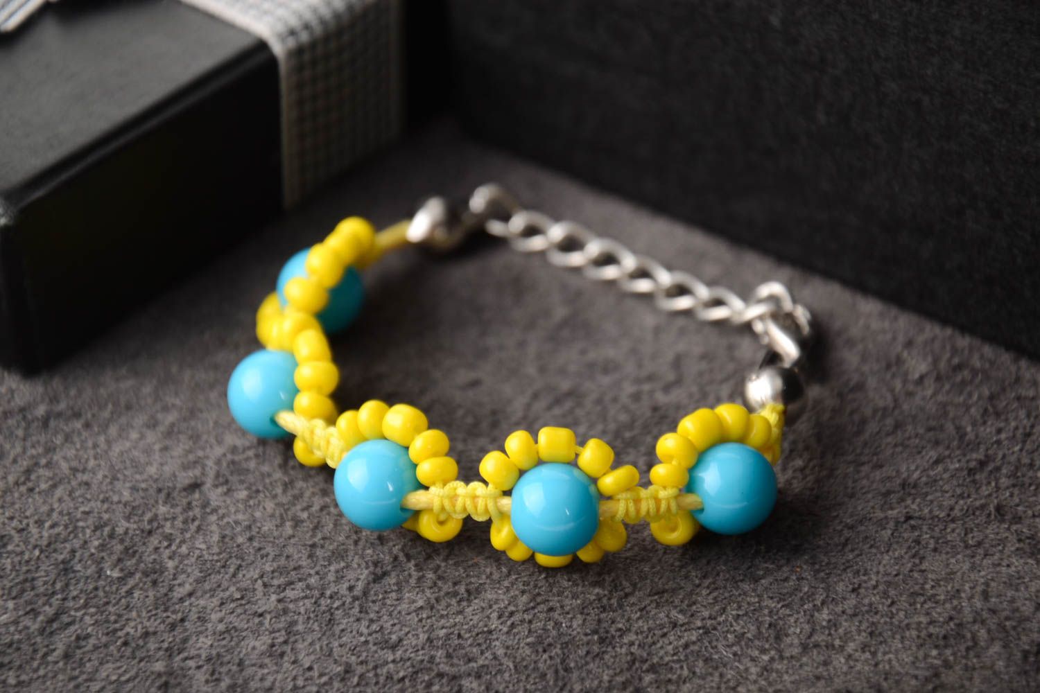Handgefertigt Glasperlen Armband Designer Schmuck Frauen Accessoire gelb blau foto 1
