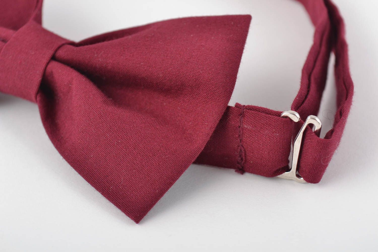 Unusual bright handmade designer claret fabric bow tie of adjustable size photo 2