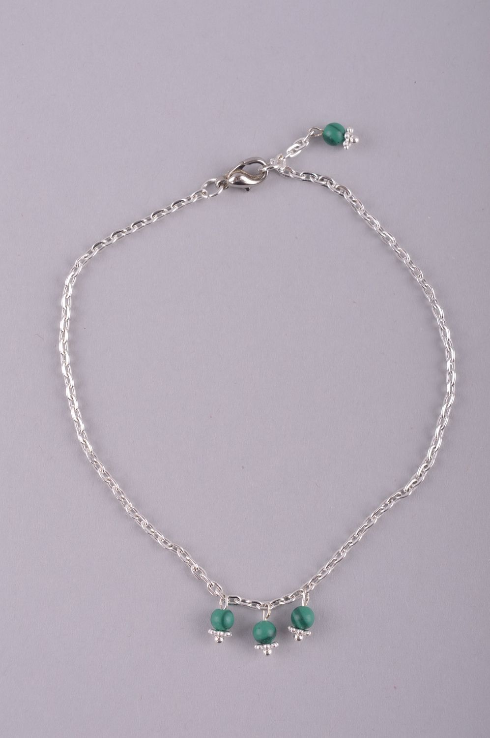 Bracelet pied Bijou fait main perles de rocaille vertes Accessoire femme photo 2