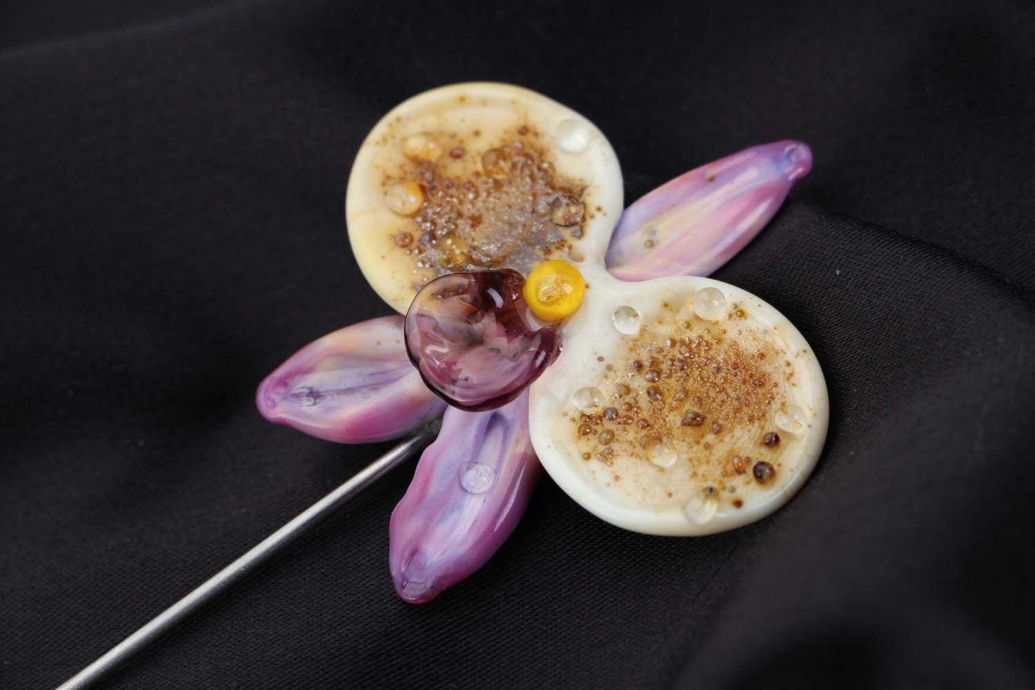 Brooch in the shape of an orchid flower photo 3