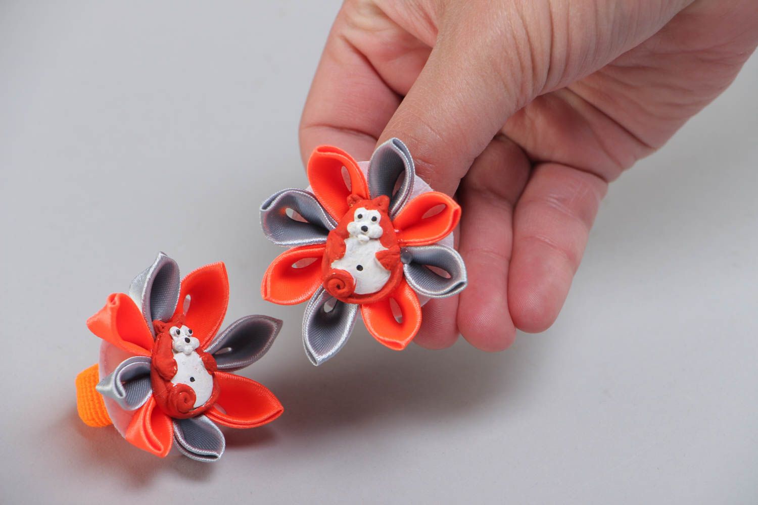 Handmade decorative hair ties with bright kanzashi flowers set of 2 items photo 5