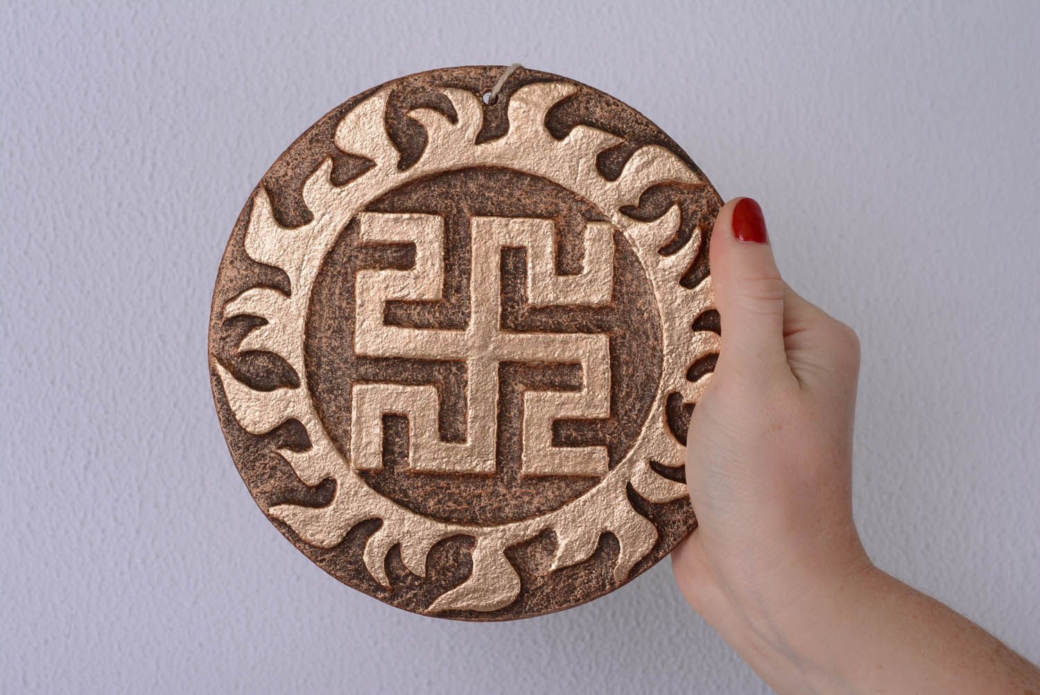 Pingente talismã artesanal de interior de cerâmica para a decoração da casa Rodovik foto 4