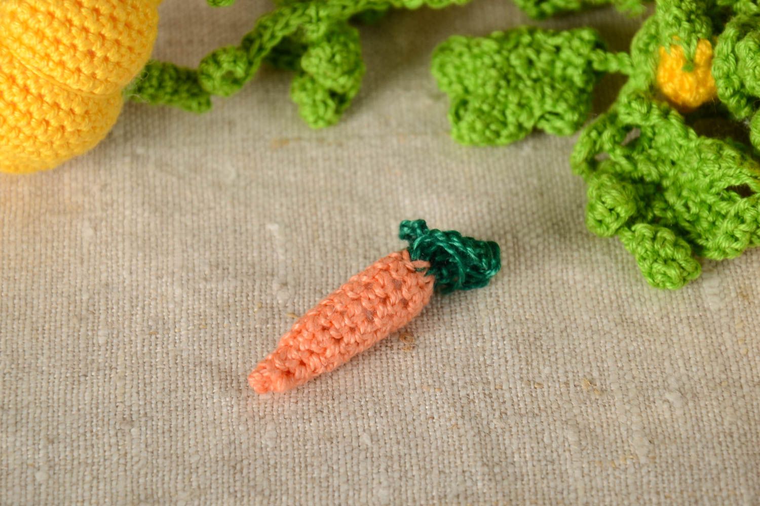 Игрушка ручной работы декор для дома интерьерная игрушка в виде морковки фото 1