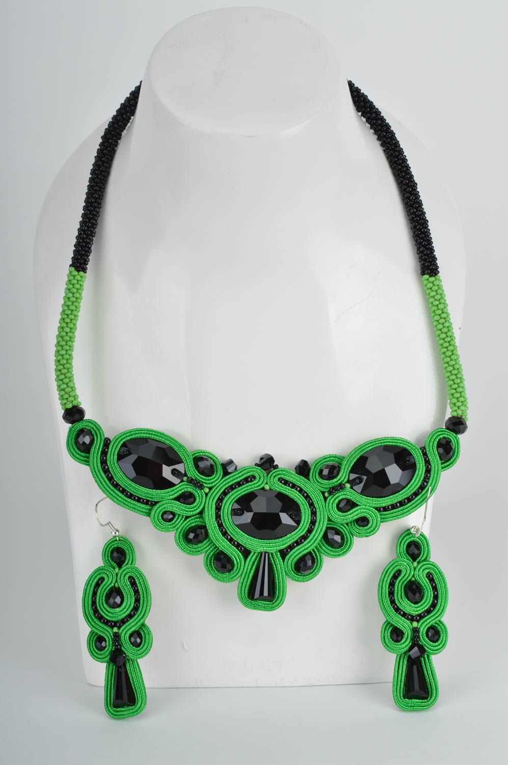 Black and green handmade designer soutache earrings and necklace jewelry set photo 3