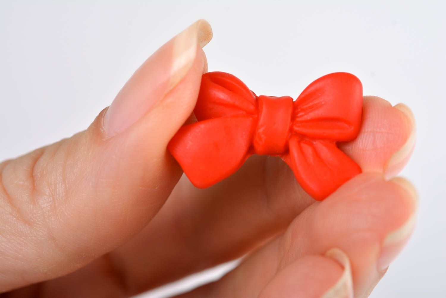 Rote Schleife schöne Brosche handmade Schmuck für Frauen Designer Brosche toll foto 3