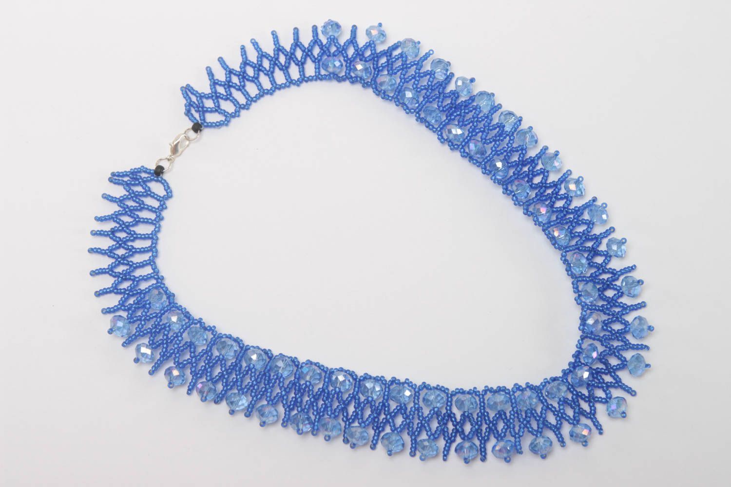 Collier perles rocaille fait main Bijou fantaisie bleu ajouré Accessoire femme photo 2