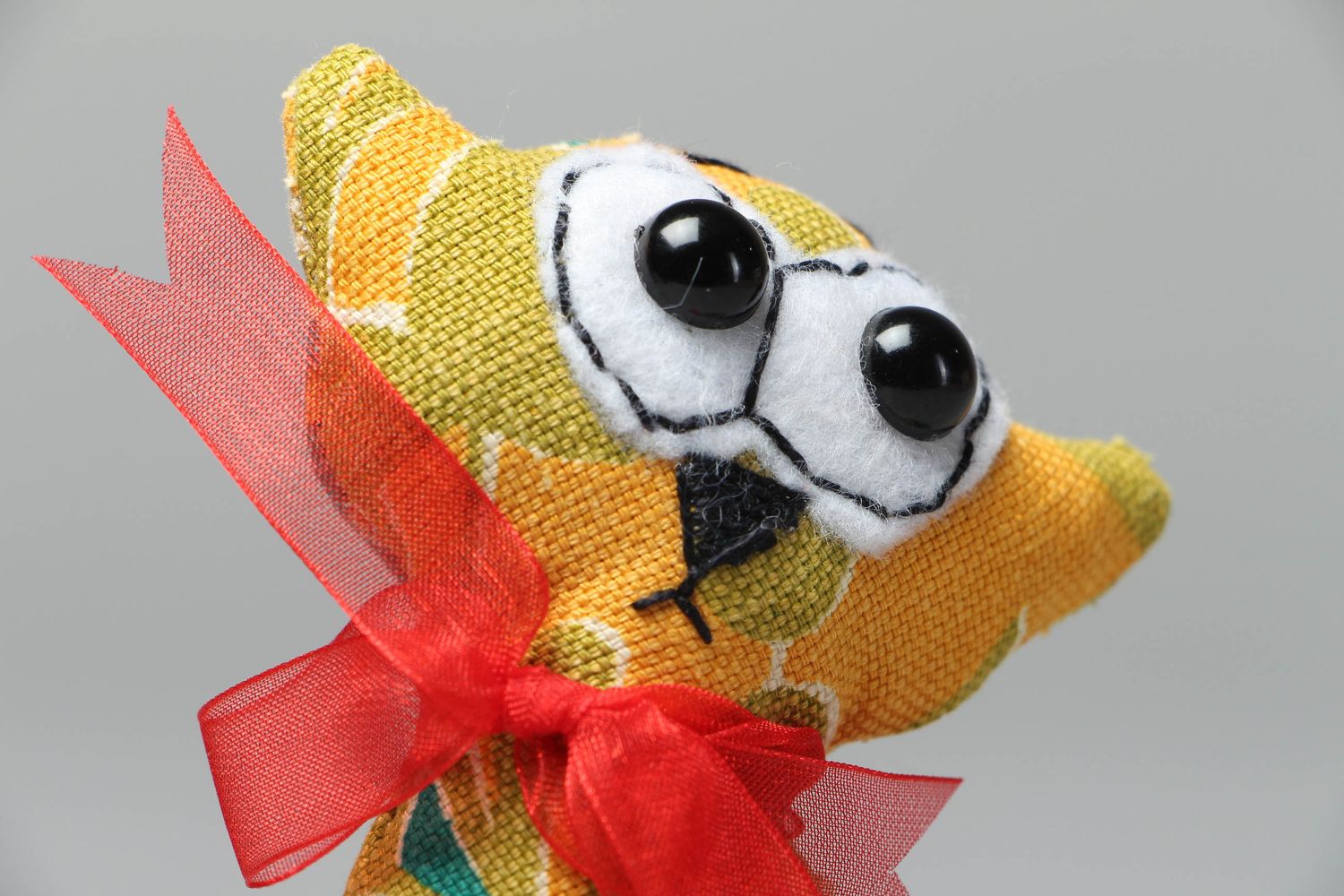 Мягкая игрушка ручной работы текстильная Котик с бантиком фото 2