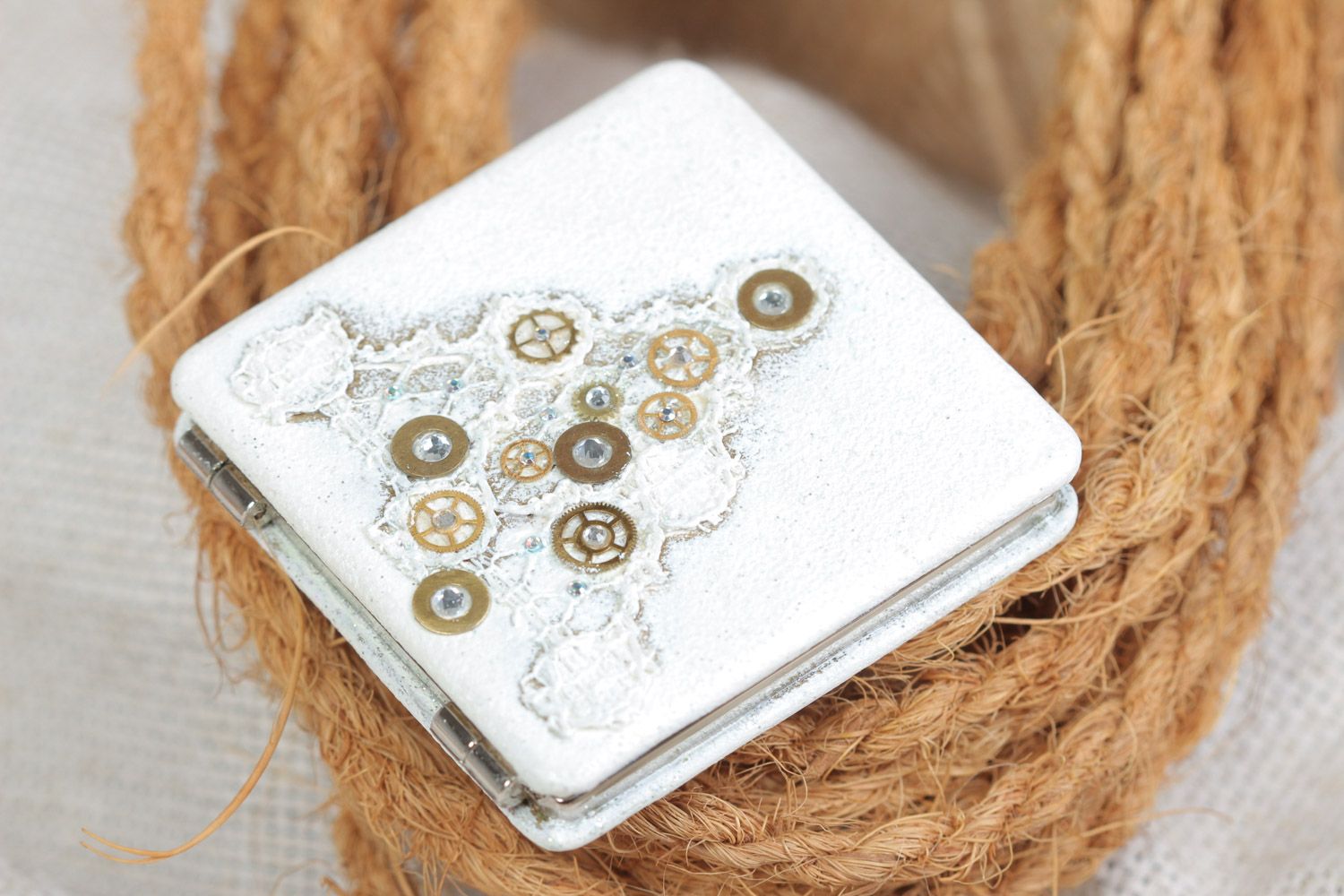 Handmade Steampunk Taschenspiegel für Frauen mit Uhrwerk doppelt Frauen Schmuck foto 1