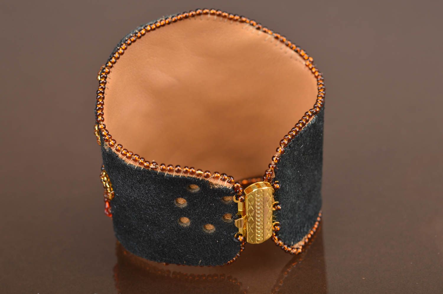 Bracelet large en cuir pour femme perles de rocaille suède original fait main photo 5